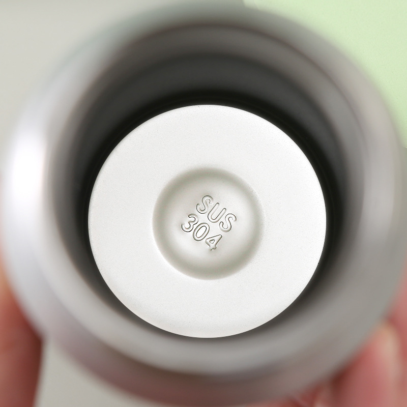 新款不锈钢太空壶男女学生便携吊带保温杯户外运动水壶定 制logo详情14