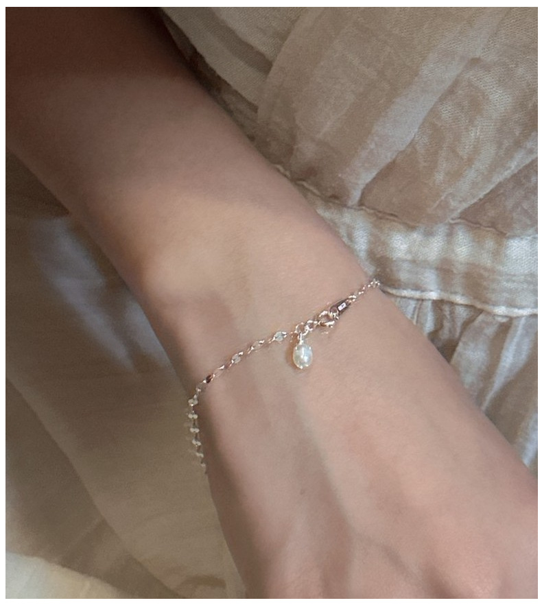 S925 sterling silver Korean version, a niche design sense, glittering pearl bracelet, a simple and retro Korean style jewelry accessory pic 5