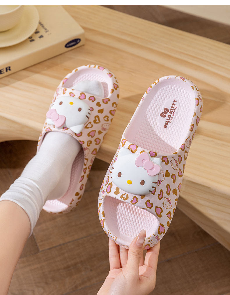 Sanrio's officially authorized Hello Kitty women's cool slippers for summer are cartoonish, cute, anti-slip, soft-soled and feel like stepping on poop pic 12