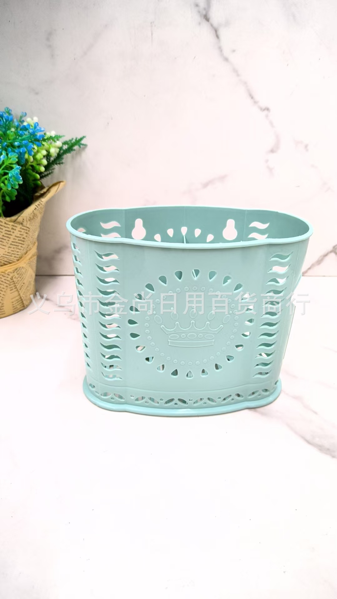 New plastic crown 筷笼 kitchen multi-functional chopstick storage box pic 1