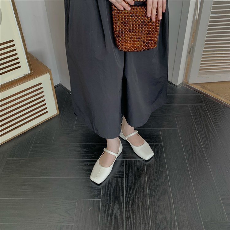 方头单鞋女2024春季新法式复古奶奶鞋链条扣子v口女鞋浅口豆豆鞋详情16