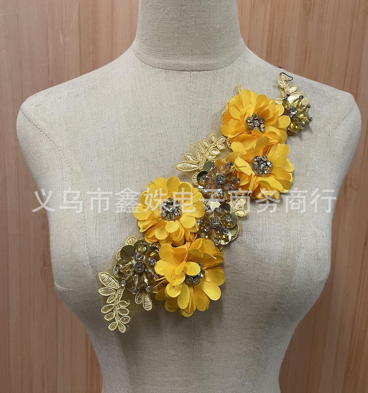 2022新款手工DIY水钻串珠43cm*9cm花卉饰边贴花详情2