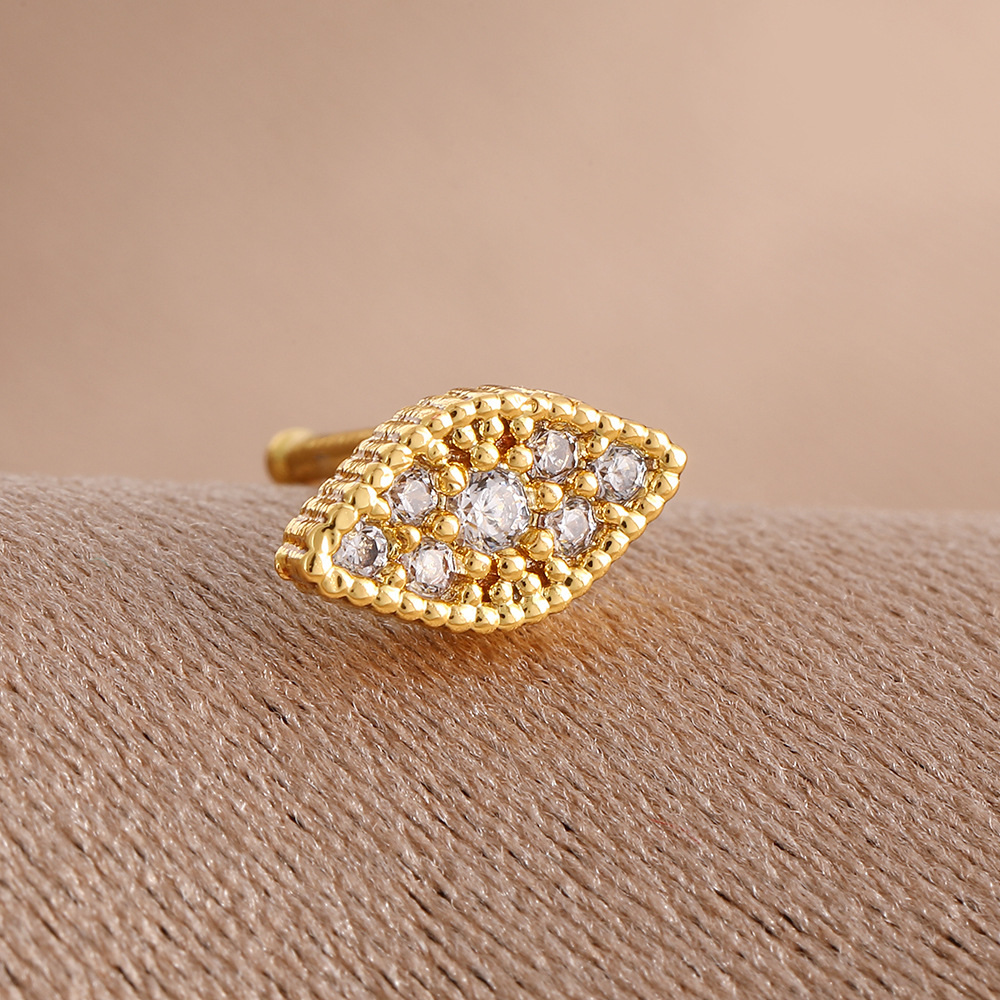 跨境钛钢镶钻鼻钉螺丝拧球直杠鼻钉不锈钢耳钉气质小众设计感耳钉详情19