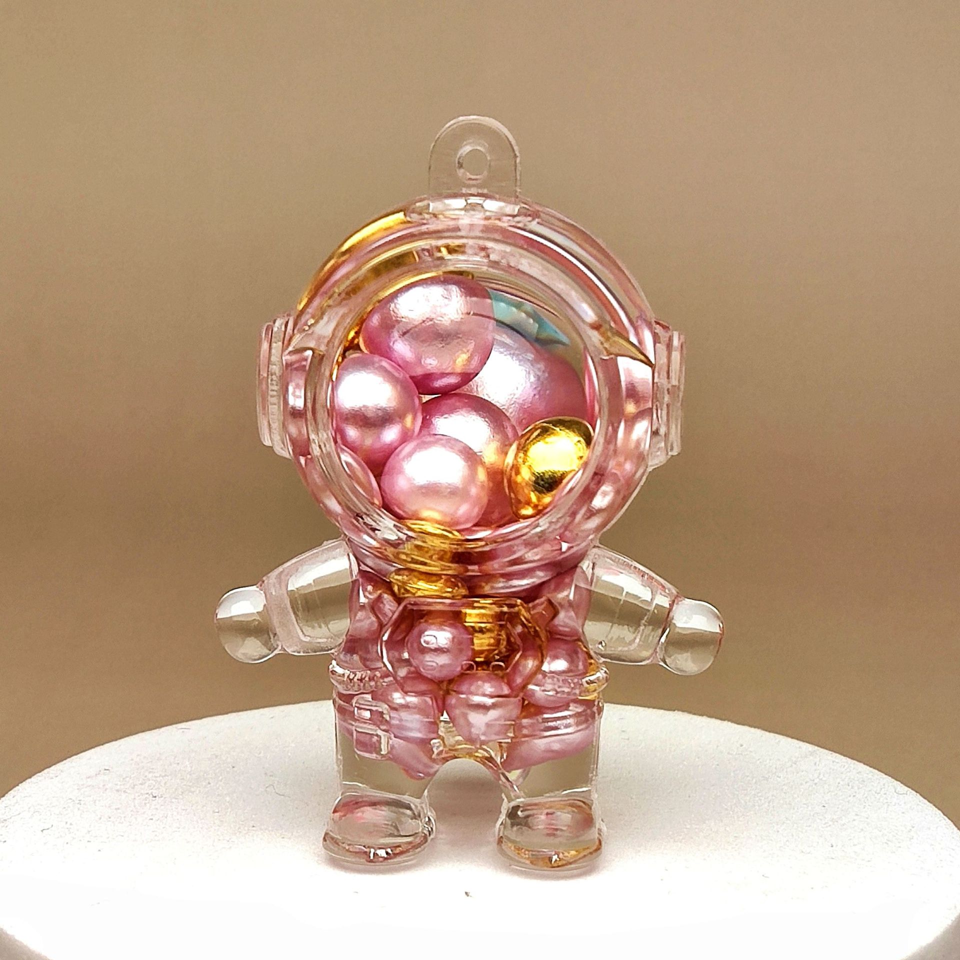 Creative acrylic oil-impregnated sand bottle, colorful bead backpack, astronaut keychain, car accessories, desktop ornaments pic 4