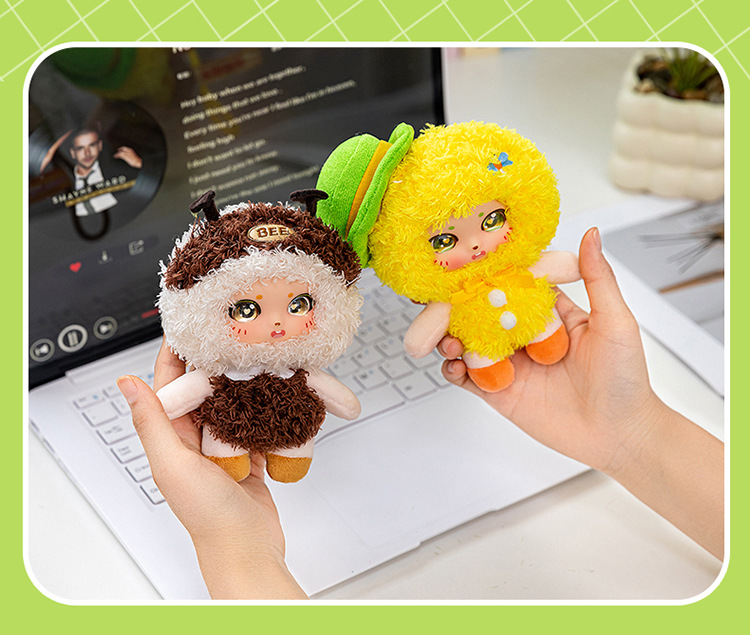 Wholesale of animal vinyl dolls, plush toys, spring outing dolls, figurines, cute cartoon animal bags and pendants pic 21