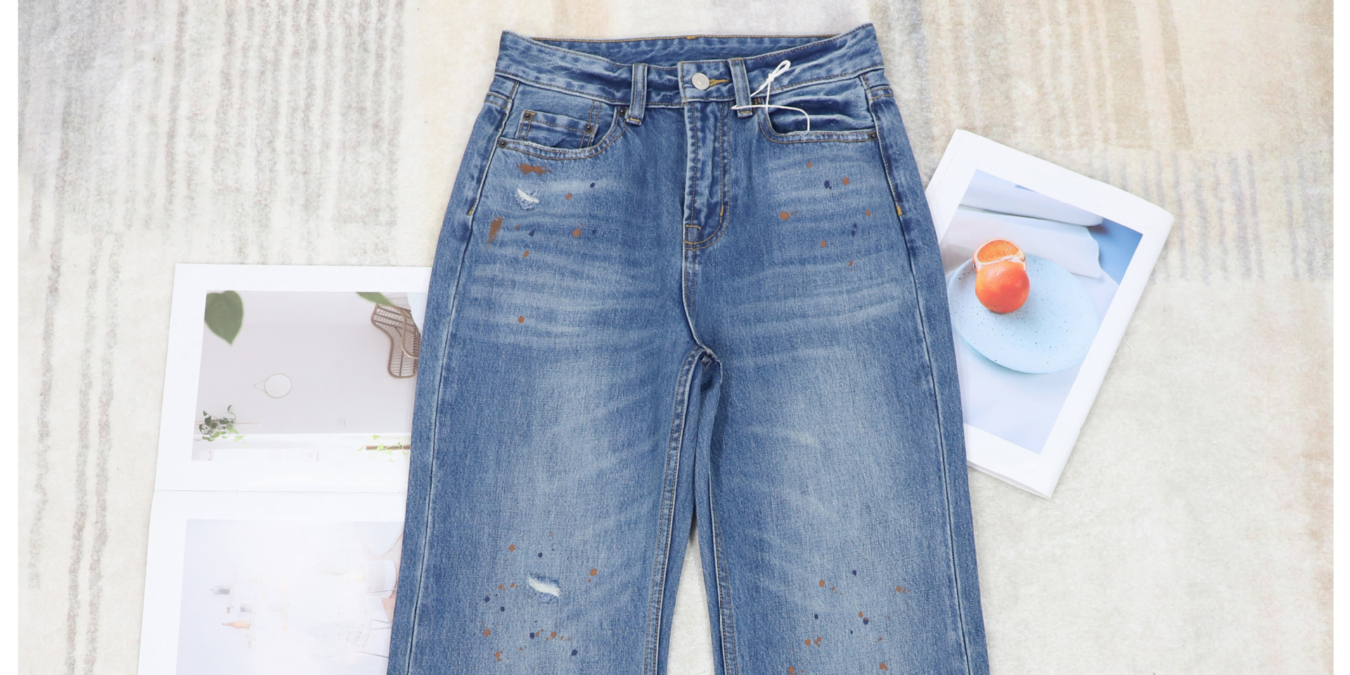 AC blue straight-leg jeans for women, high-waisted wide-leg, ink-wash distressed printed flared pants, dirty pants, Spring 2026 new style pic 5