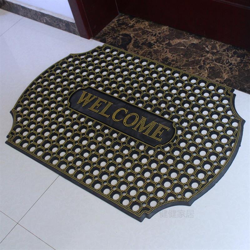 The entrance door is covered with ground MATS, the bathroom and balcony are anti-slip, the bedroom is covered with PVC English hole black floor MATS, and it is used for home bathing pic 3