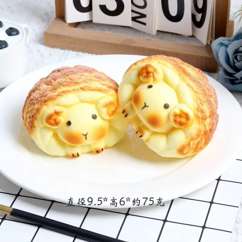 慢回弹小羊面包捏捏乐面包湿软手感解压玩具摆拍道具创意食玩详情9