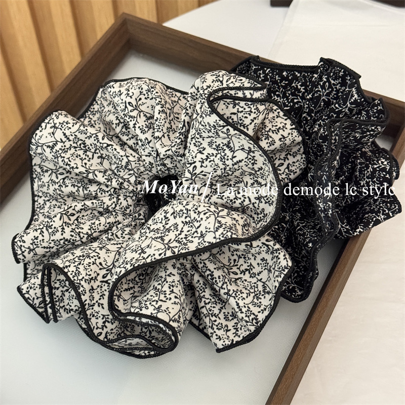 Retro and artistic small floral lace fringed large intestine hair band, high-end and elegant, unique and versatile hair rope, new hairstyle pic 9