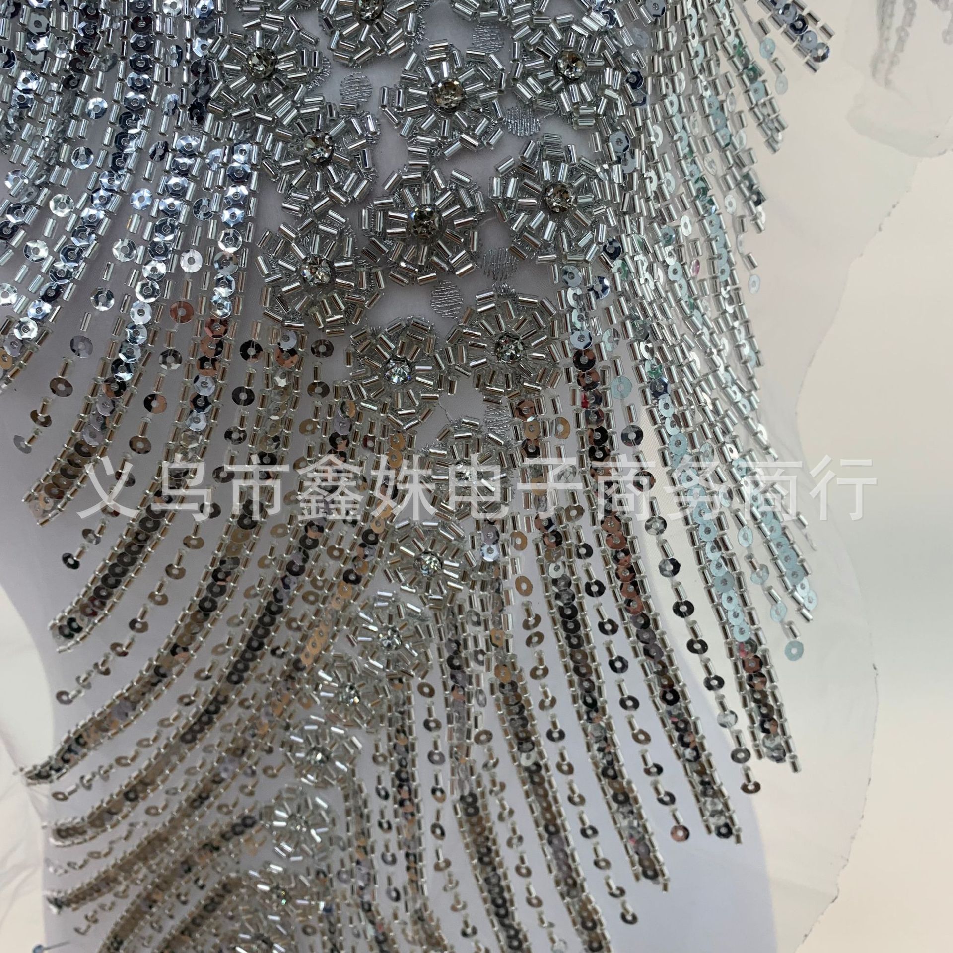 Exquisitely crafted high-quality silver round-neck beaded applique DIY clothing accessories pic 4