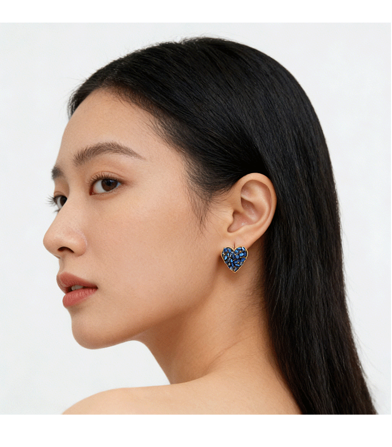 Hyacinth925 Silver Needle Designer Deep Sea Blue Ultra-beautiful Fine Sparkling cold Style natural crystal heart-shaped stud earrings pic 6