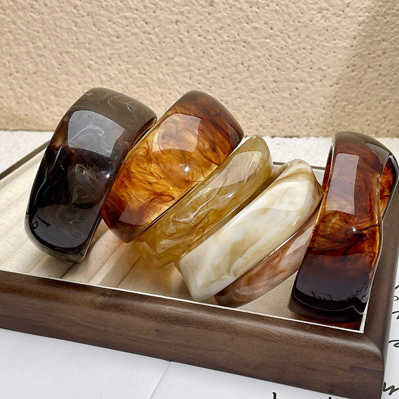 Acetic acid niche irregular acrylic wide-edge bracelet, a retro and high-end vintage bracelet with a unique design for women pic 10