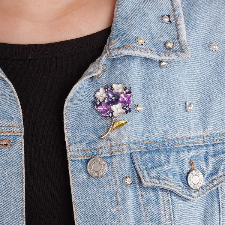 Cross-border best-selling plant series brooches, daisies, sunflowers, lacquered vases, maple leaf flower brooches and brooch accessories pic 52