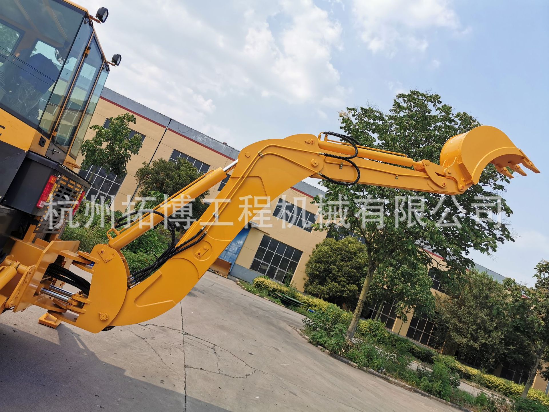 The new model of WZ30-25 tire-type loading machinery, a multi-functional front and post-production excavator and a high-efficiency loader with both ends busy, is now available for direct sales from the manufacturer pic 11