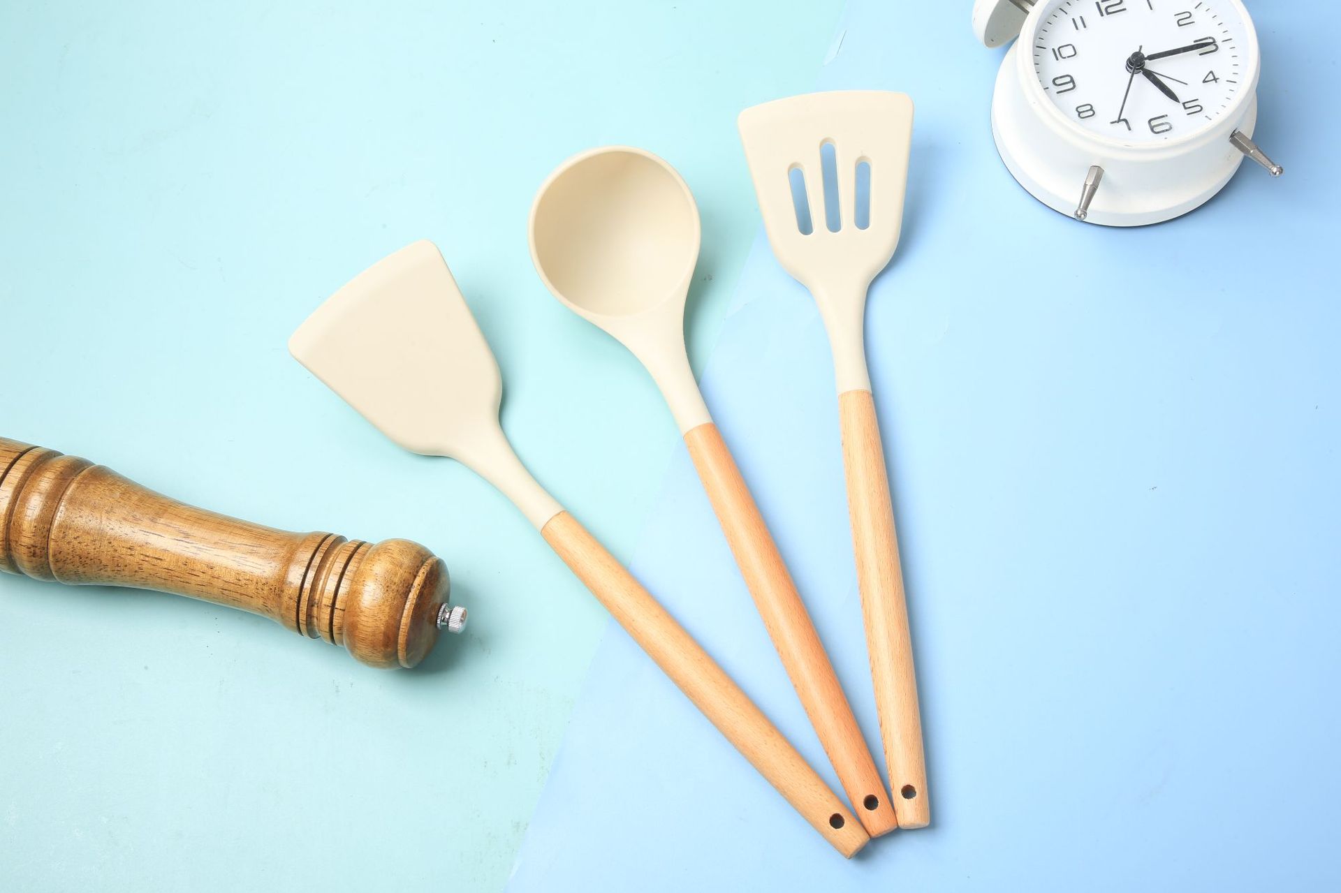 厂家直供木柄硅胶厨具家用烹饪铲勺不粘锅炒菜铲子防烫耐高温汤勺详情1