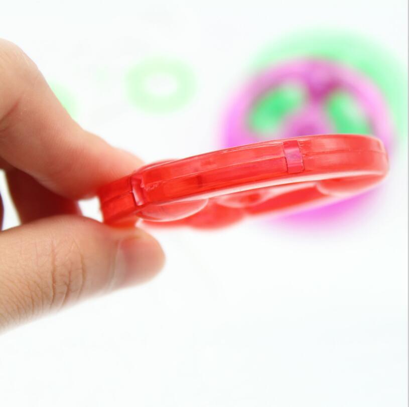 Nostalgic toys, luminous gyroscopes, toy drawstrings, flashing flywheels, luminous drawstrings, flywheels, street stall toys, gifts wholesale pic 6