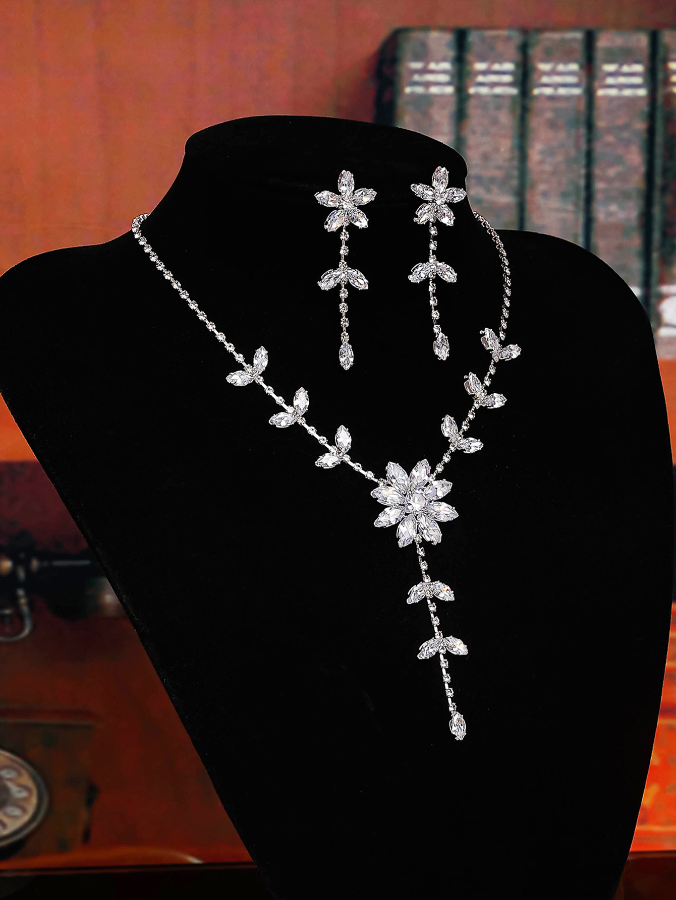 Novia accesorios de boda lady nupcial collar de novia decoración set moda garra cadena radiante diamante collar banquete pendientes pic 12