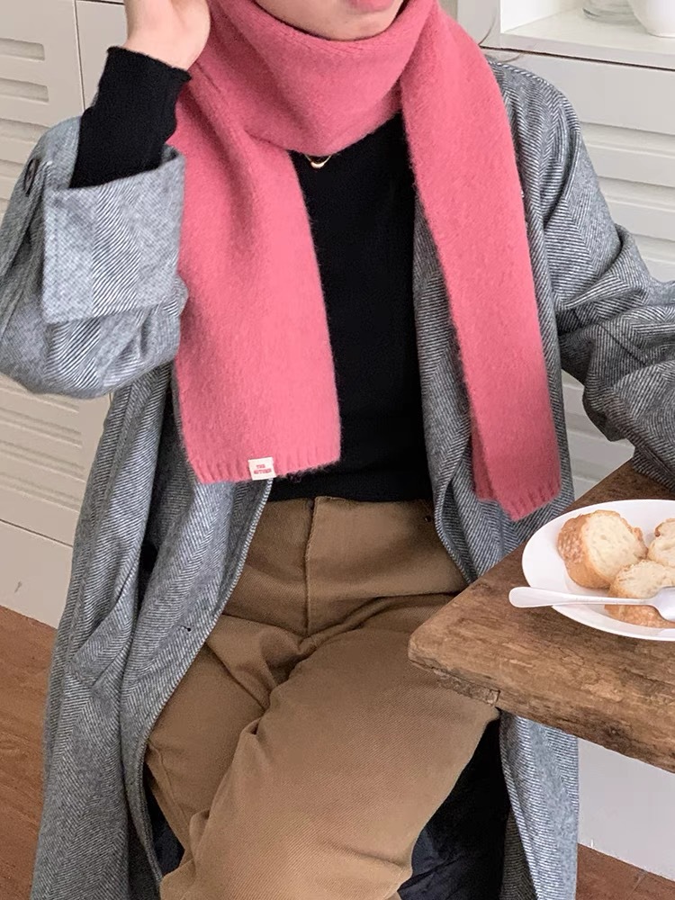 One-piece consignment wholesale of Korean solid color versatile autumn and winter new woolen couple and student small scarves, cute knitted warm scarves, street stall wholesale pic 8
