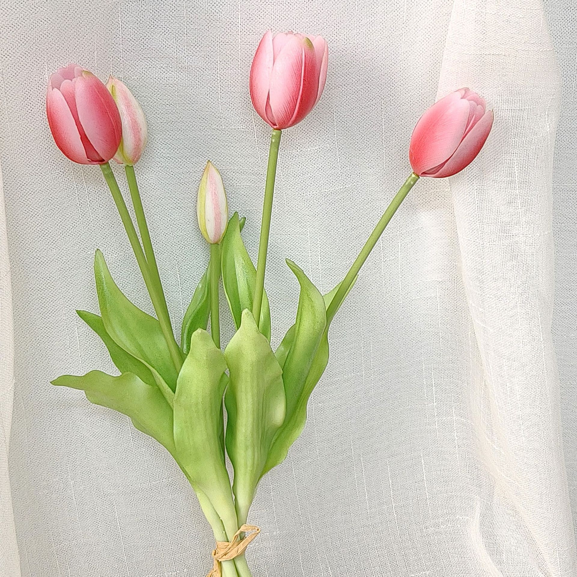ins手感保湿高档仿真花郁金香假花插花客厅桌面摆件装饰照花束详情15
