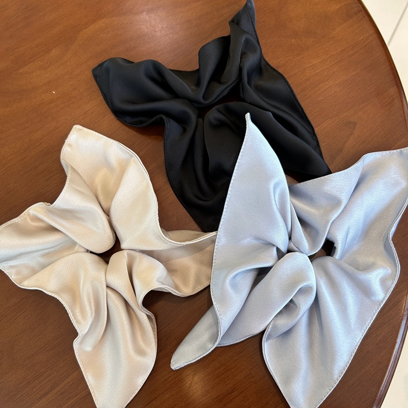 Korean smooth satin square scarf, large hair band, retro and simple style, laid-back and elegant, flower-shaped headband, headwear for women pic 8