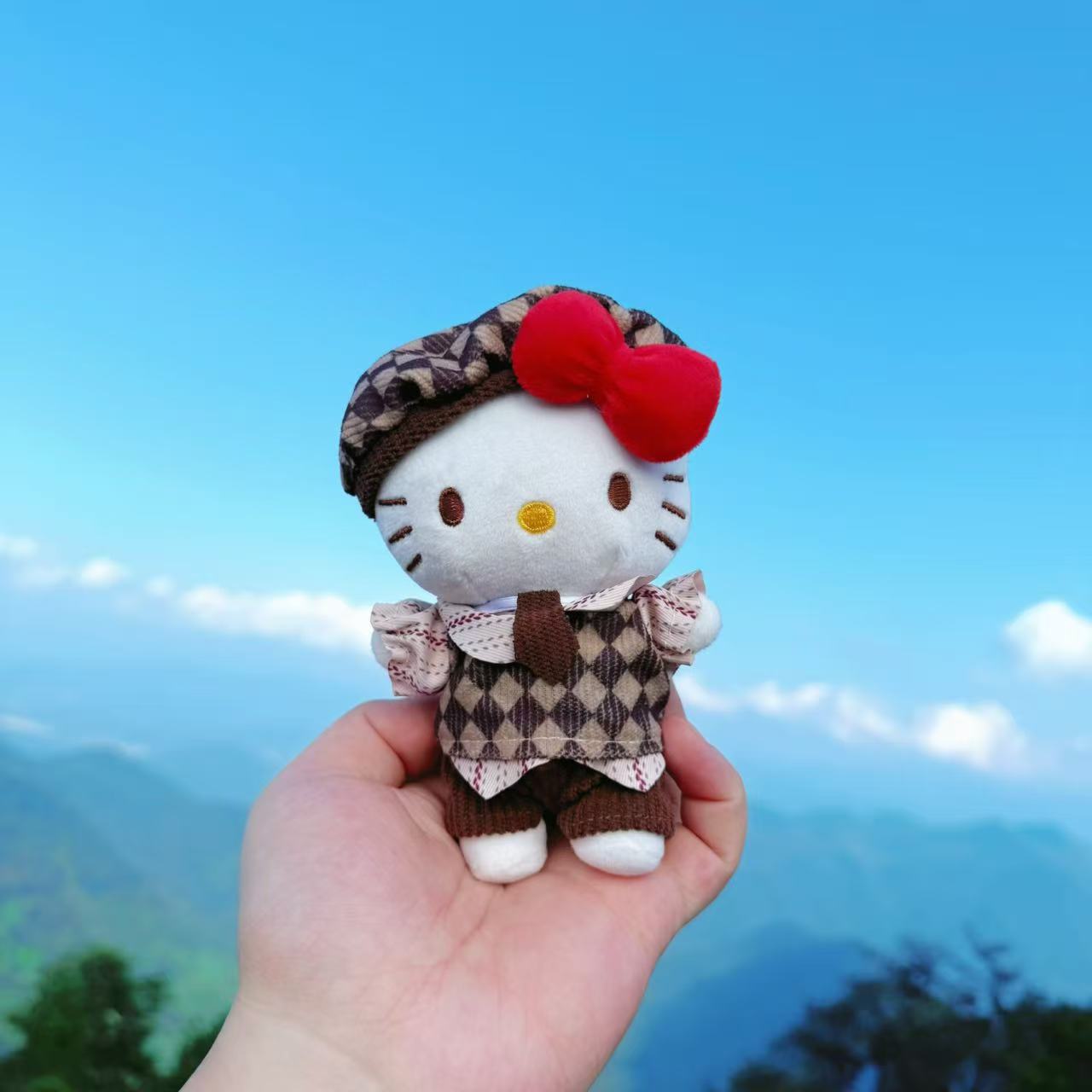正版hellokitty毛绒玩偶钥匙扣挂饰经典凯蒂猫包包挂件送女友礼物详情24
