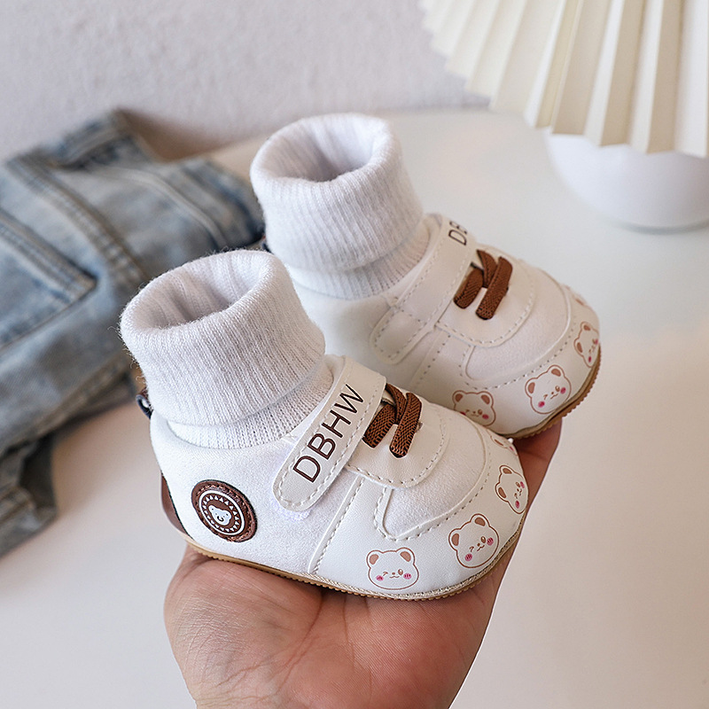 春秋新生婴儿0-1岁男女宝宝学步防掉跟软胶底防滑胶底地板鞋袜详情5