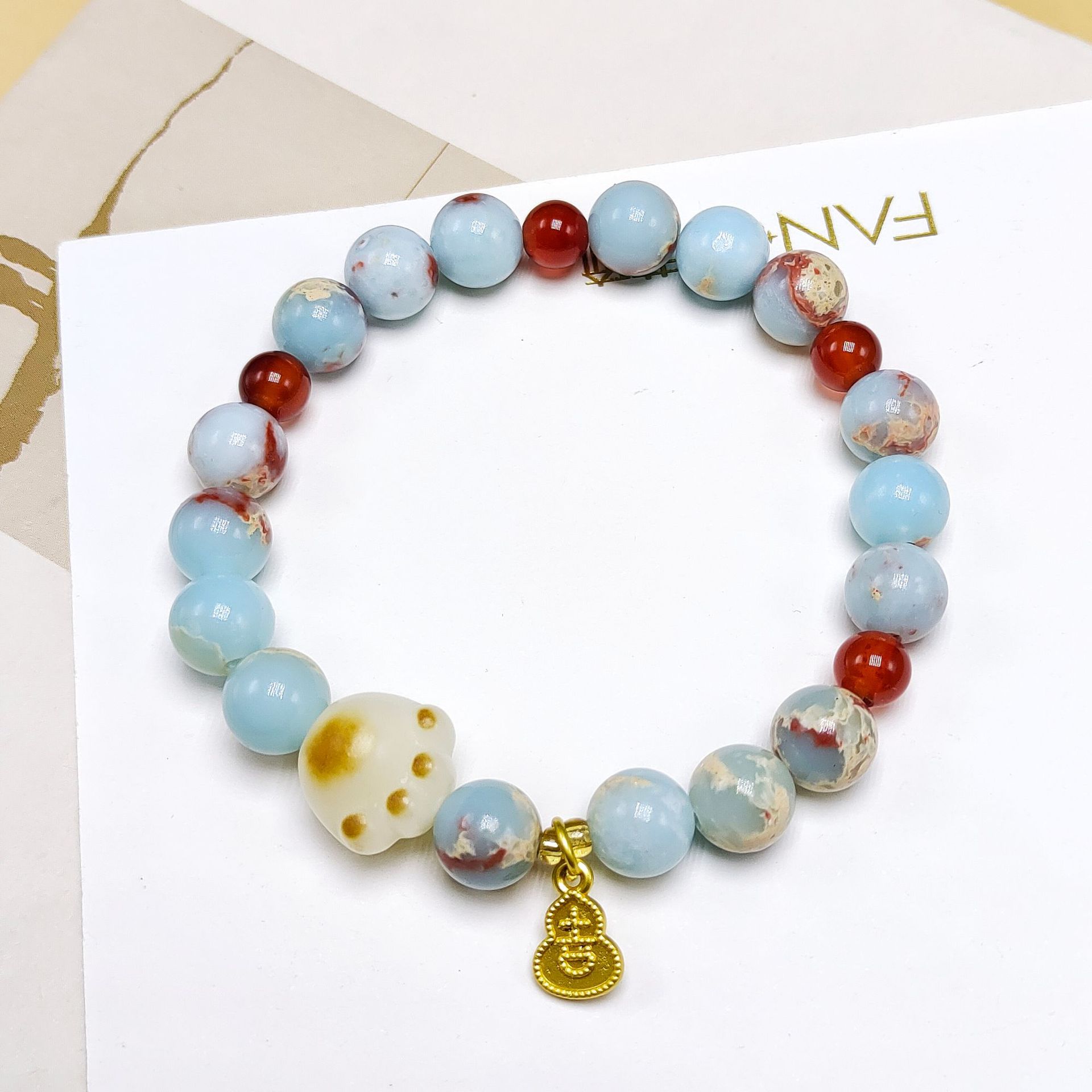 Shoushan stone Star and moon Bodhi bracelet, a fresh and sweet Bodhi red panda paw design bracelet with a feminine charm and a unique style pic 5