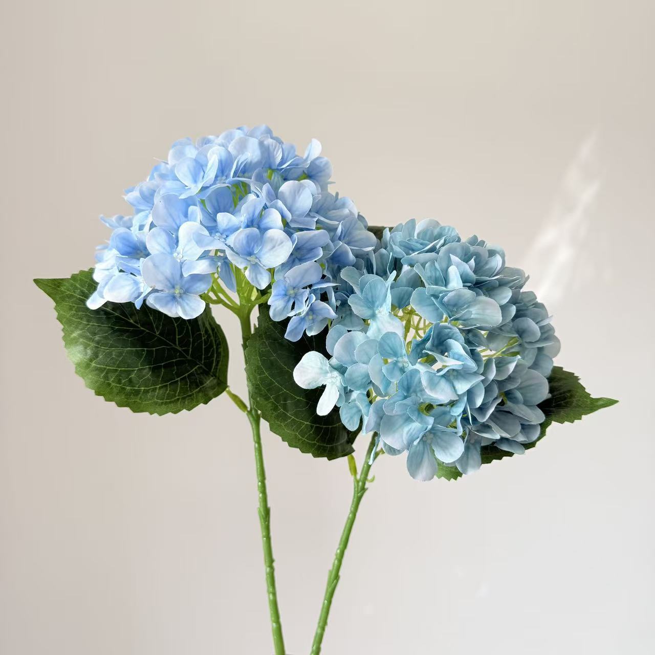 高端仿真绣球花婚庆婚礼布置家居客厅摆件插花装饰假花绣球仿真花详情9