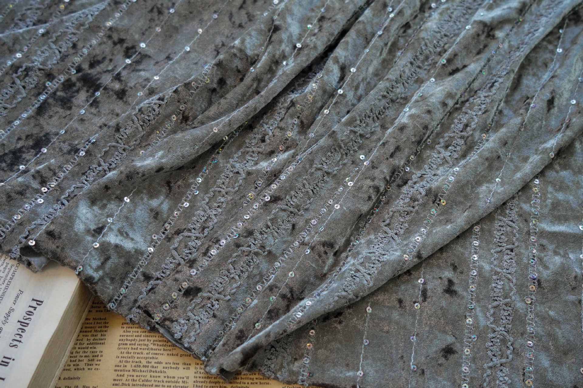 New milk velvet sequin stretch striped stage dress color fabric, spring and autumn diy texture fashion embroidered fabric pic 17