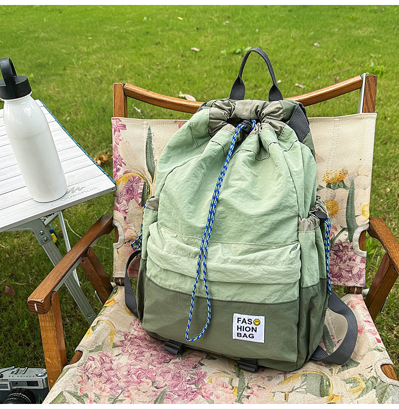 新款束口抽绳双肩包大容量休闲包户外运动登山包超轻量旅行背包详情36