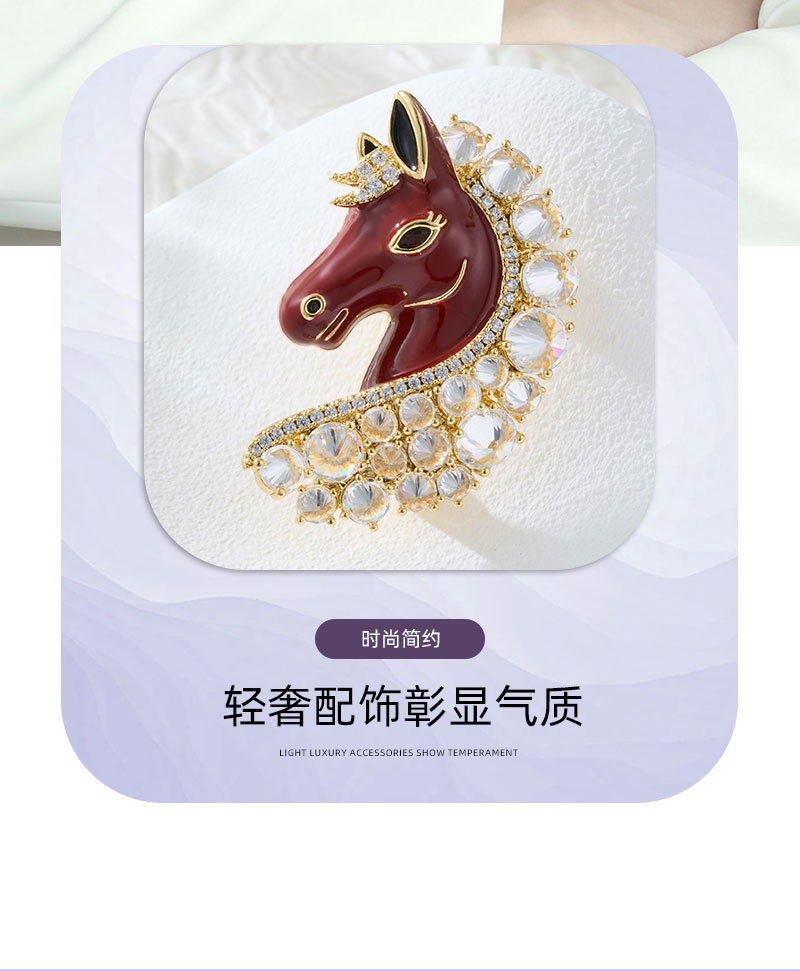 Original design: Good Luck Horse Head brooch, copper inlaid with zircon, real gold electroplated with oil, exquisite brooch, suitable for both men and women pic 6