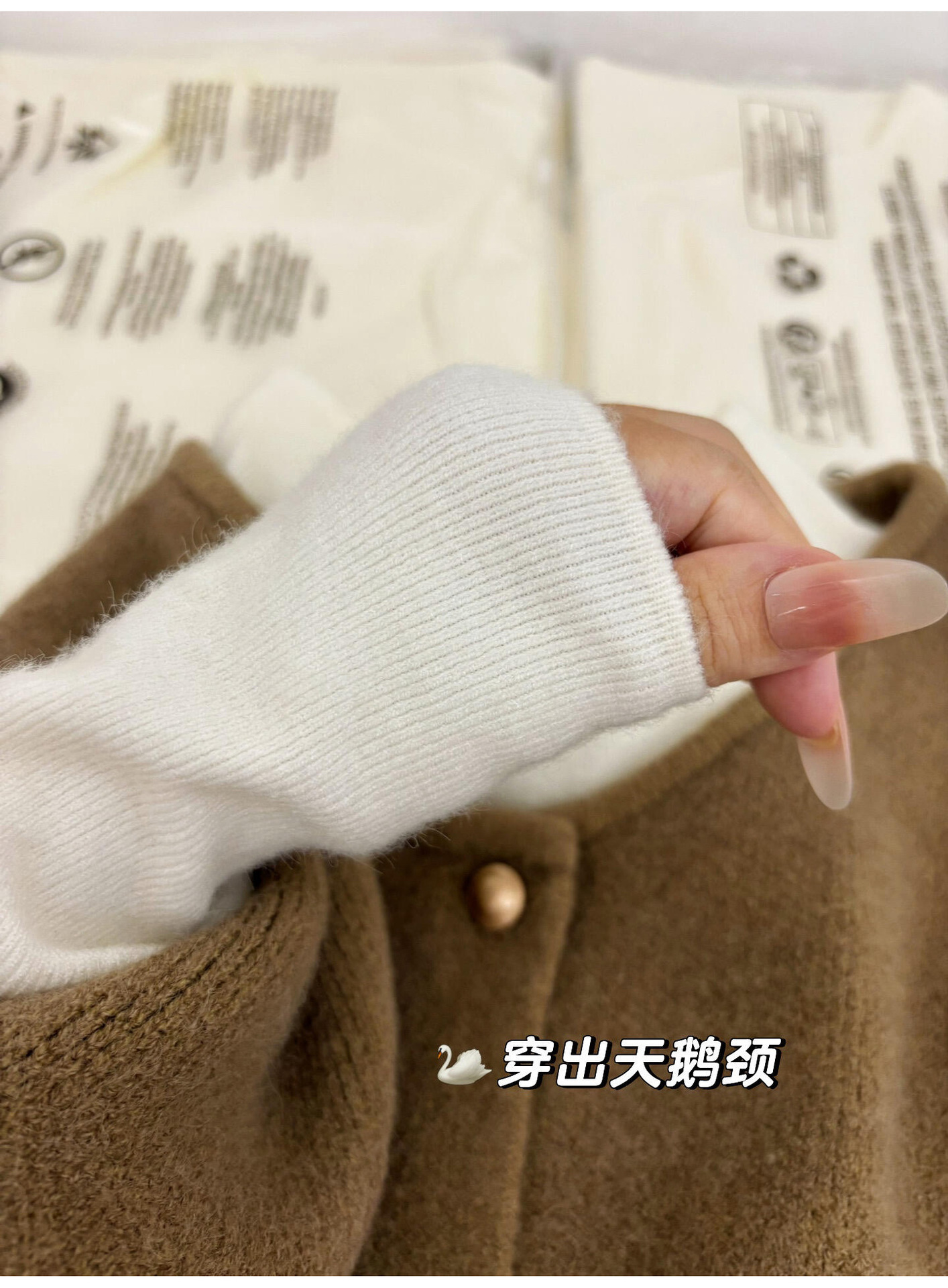 A small stand-up collar layering sweater with thickened fleece, a soft and soft base layer for women, a one-piece fleece inner layer for warmth in autumn and winter, long-sleeved pic 17