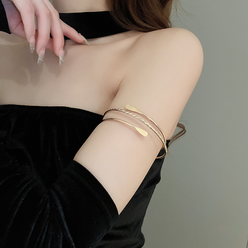 Cross-border European and American open armband bracelet, high-end, niche, versatile bracelet, exaggerated, individual and fashionable jewelry for women wholesale pic 14