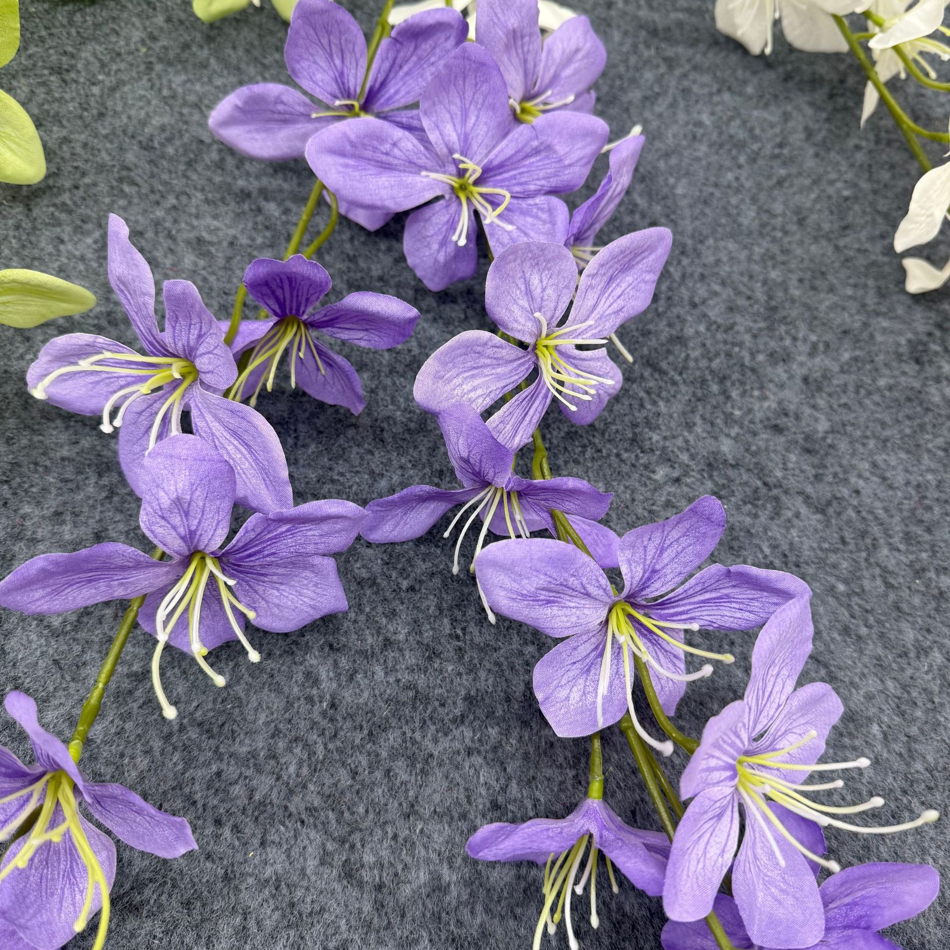 仿真花长枝垂丝茉莉婚庆婚礼堂吊顶挑高路引插花装饰花酒店假花详情15