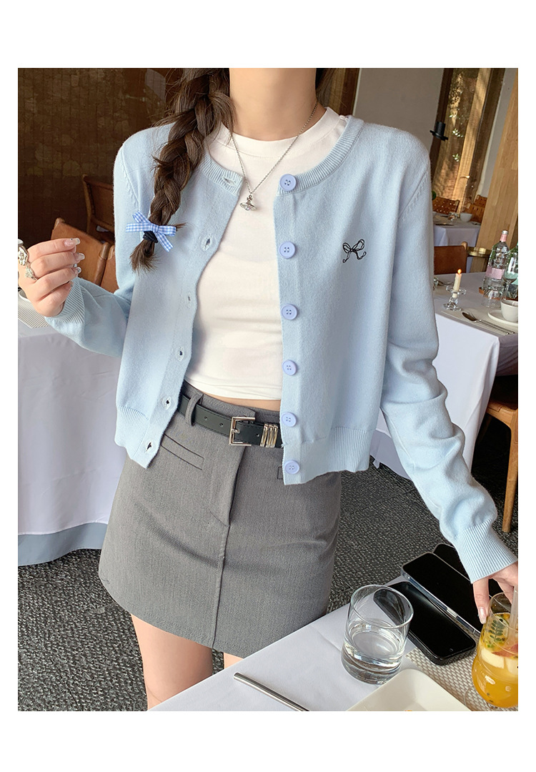 灰色开衫女2024新款早秋针织外套高级感秋季短款长袖软糯外搭上衣详情10