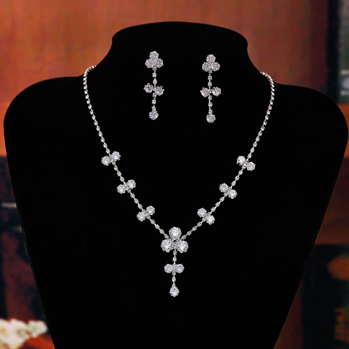 Novia accesorios de boda lady nupcial collar de novia decoración set moda garra cadena radiante diamante collar banquete pendientes pic 3
