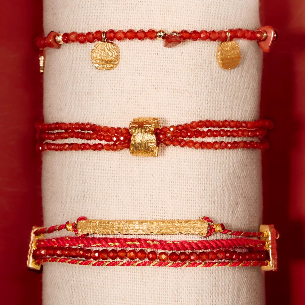 WEN*家KISS系列红玛瑙手链红色系新年礼物本命年小众红绳多层手链详情8
