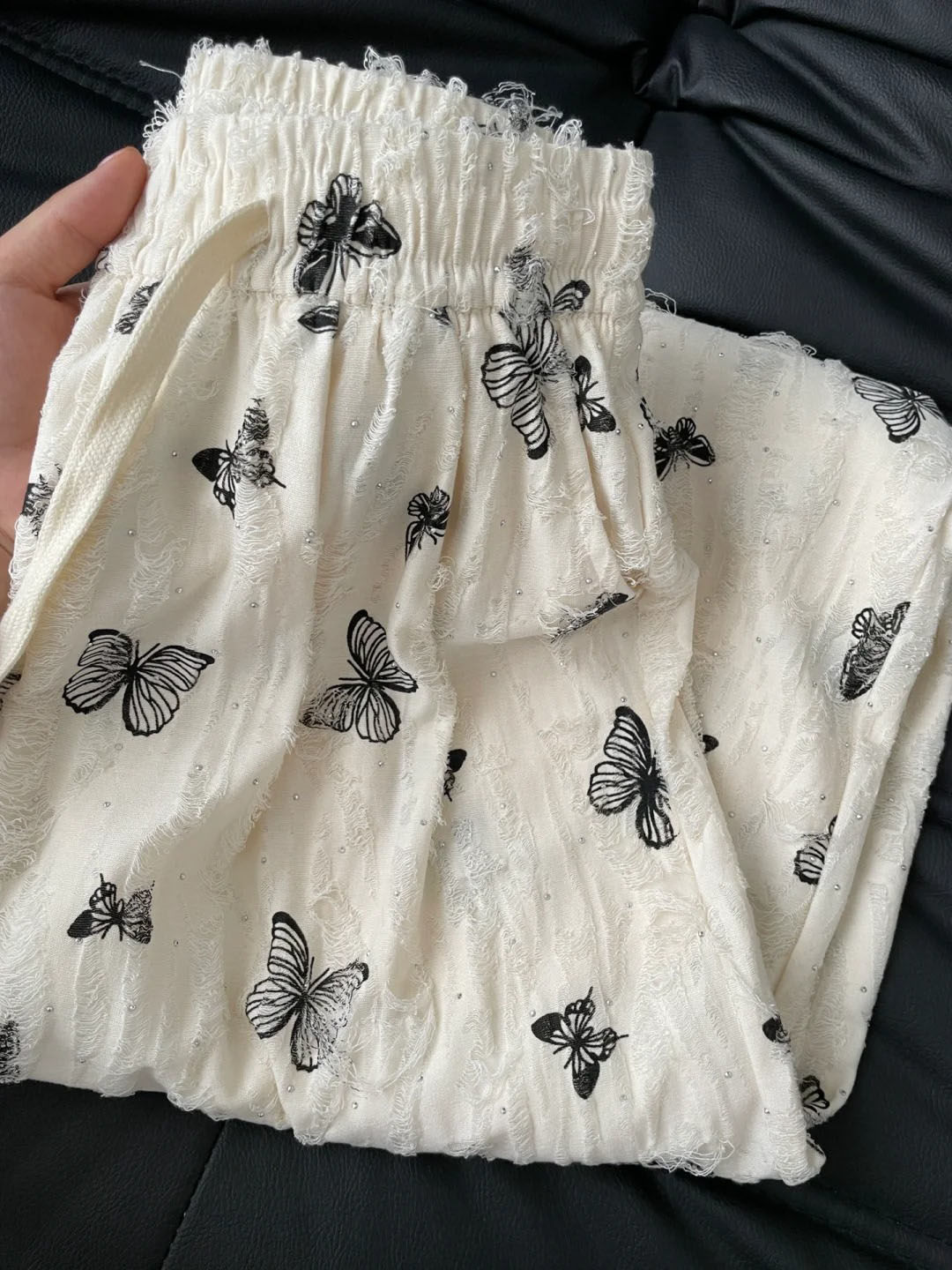 2024新款夏季甜辣妹吊带蝴蝶结休闲裤套装女 一整套搭配连衣裙两件套 轻松打造时尚潮流风格详情8