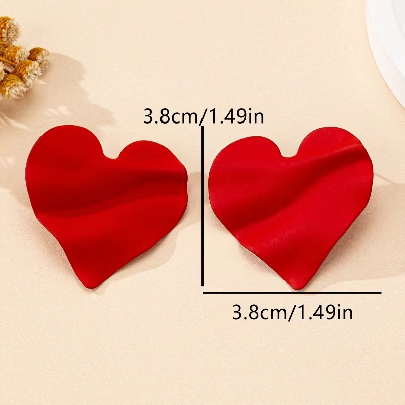 Simple and versatile, pleated texture heart-shaped earrings, INS style, high-end, matte red large heart-shaped stud earrings for women pic 5