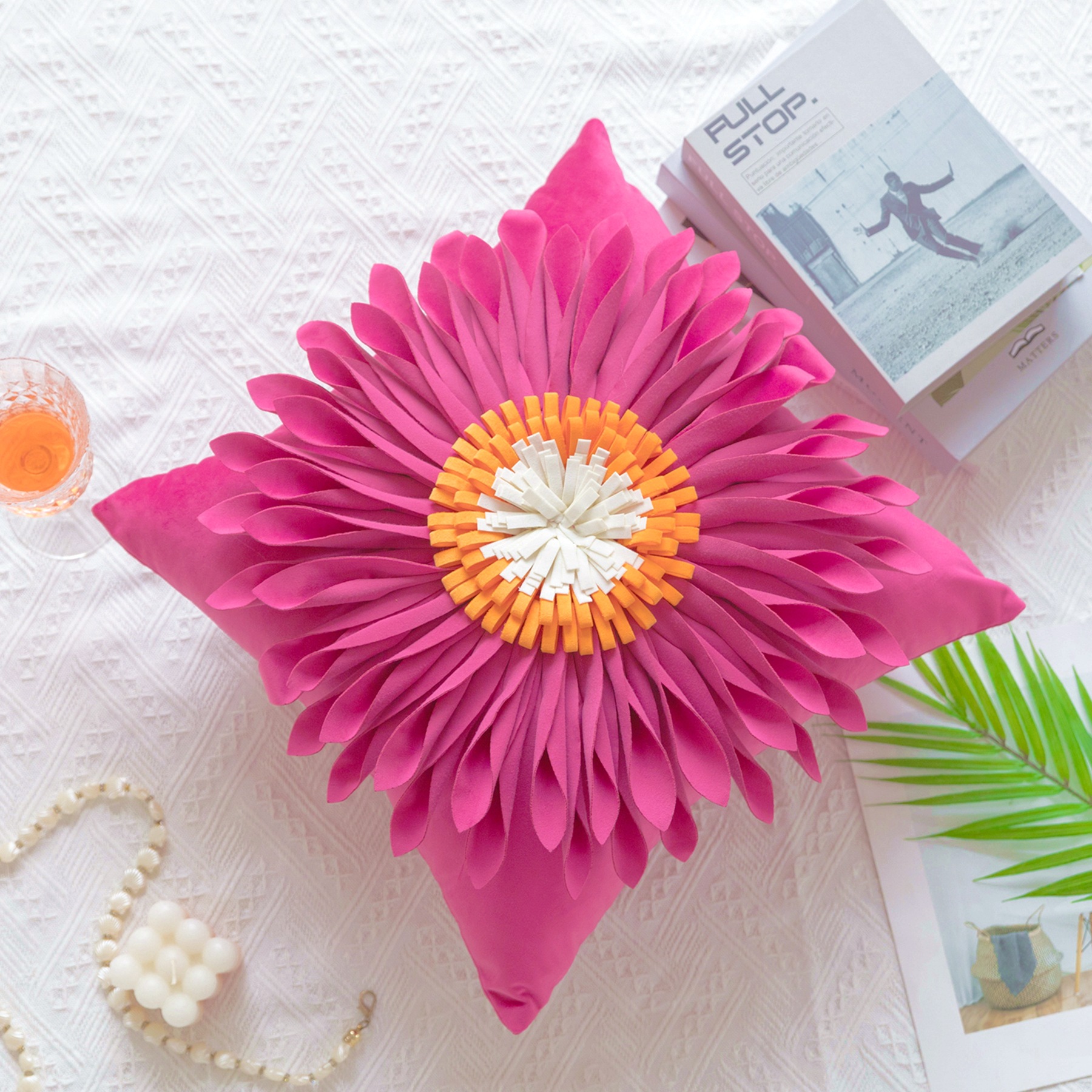 Internet-famous InS-style sun flower pillowcase, small Daisy bedside cushion, office sunflower pillow cover pic 16