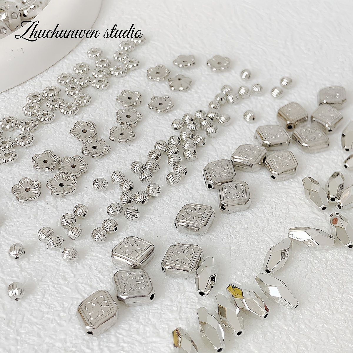 【 Silver ccb Series 】 Versatile and affordable basic beaded beads, flower heart scattered beads, diy handcrafted beading material pic 1