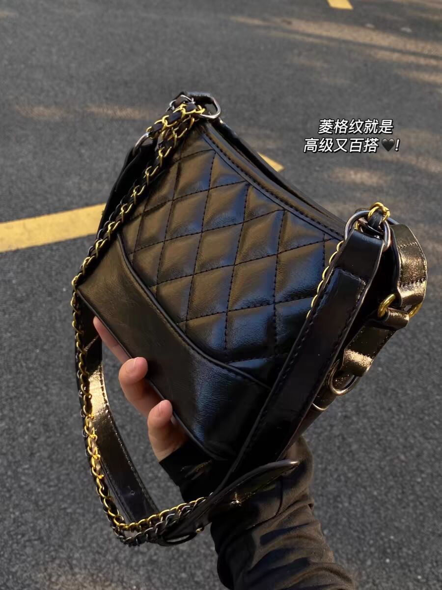 今年流行爆款链条单肩斜挎包包女2024新款春夏时尚百搭菱格流浪包详情2