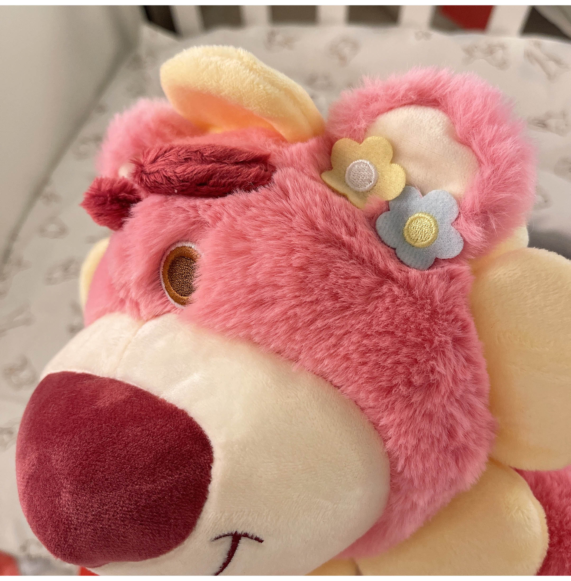 Official Disney Fairy of Flowers series Strawberry Bear Winnie the Pooh Bear Qiqi scented plush toy birthday present pic 2