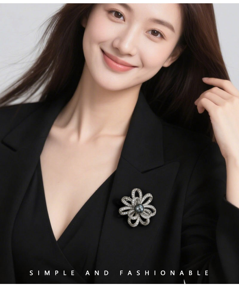 The elegant gift is a fine selection of light luxury, slightly studded with zirconium flower grey pearl brooch, a high-end and versatile clothing accessory, a pin and a brooch flower pic 14