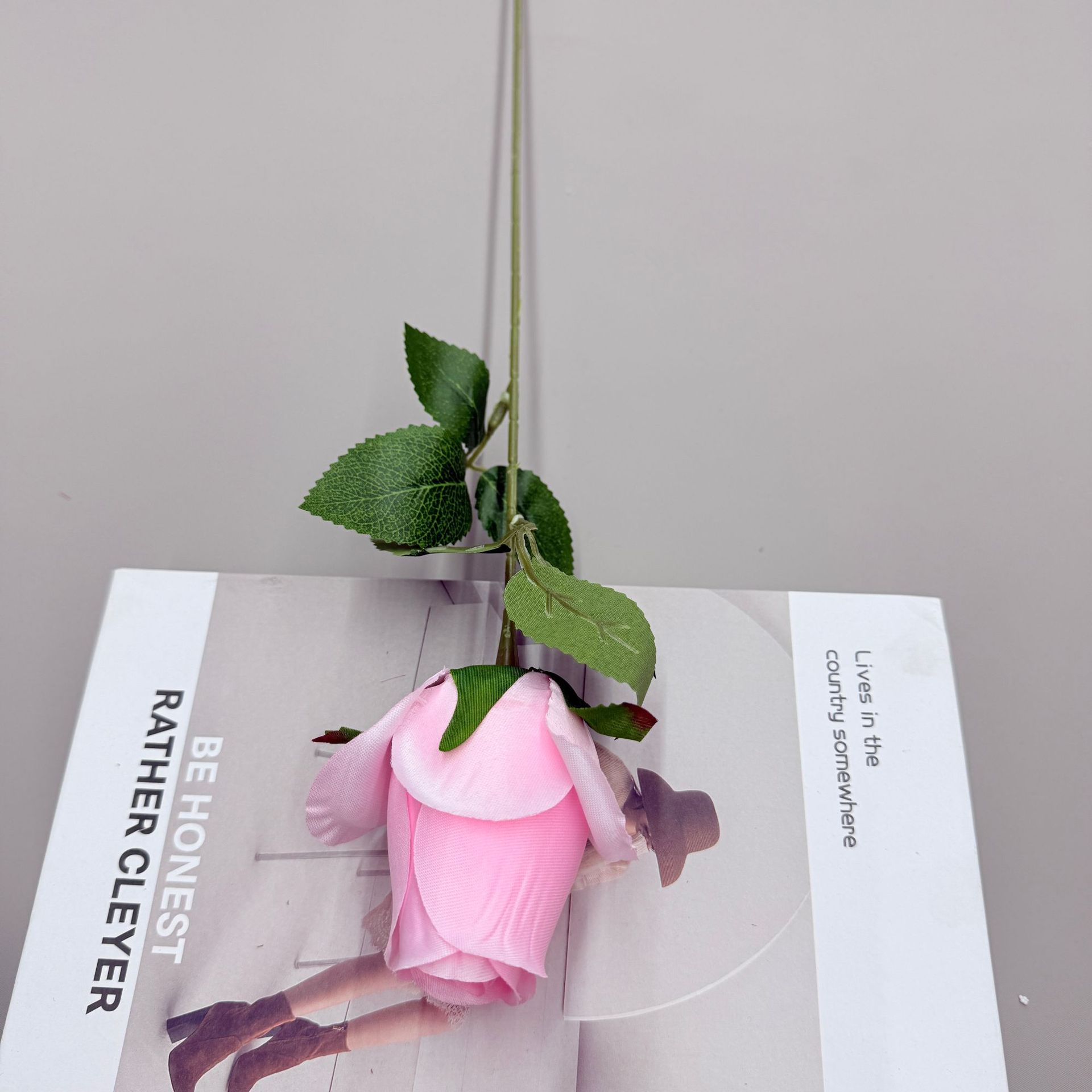 单只玫瑰仿真花橱窗玫瑰瀑布居家酒店婚礼玫瑰花墙装饰绢花假花详情11