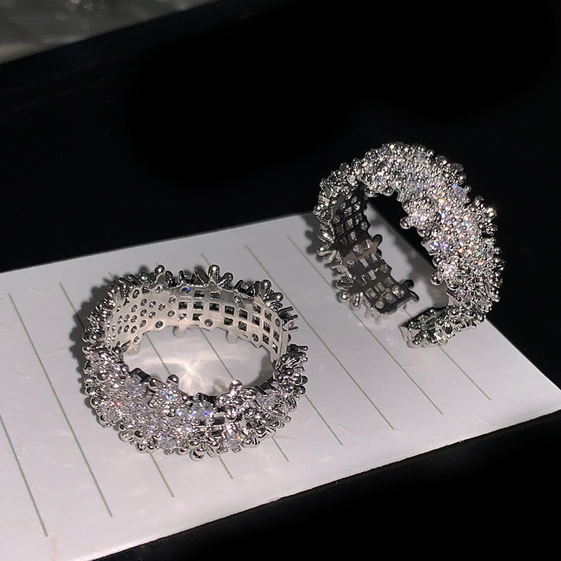 KIMOJ新款戒指冷淡风轻奢精致满钻超闪锆石开口戒设计感小众高级气质百搭戒指详情5