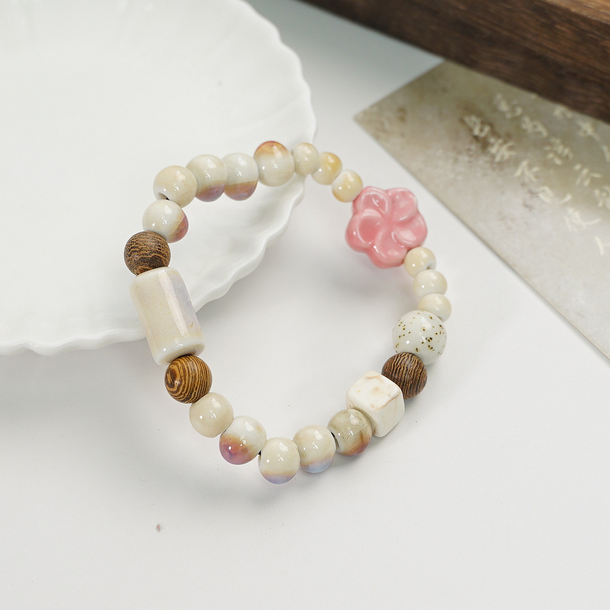 The popular Jingdezhen ceramic handcrafted beaded bracelet of the same style on Xiaohongshu is versatile and does not fade. Wholesale of bracelet accessories pic 4