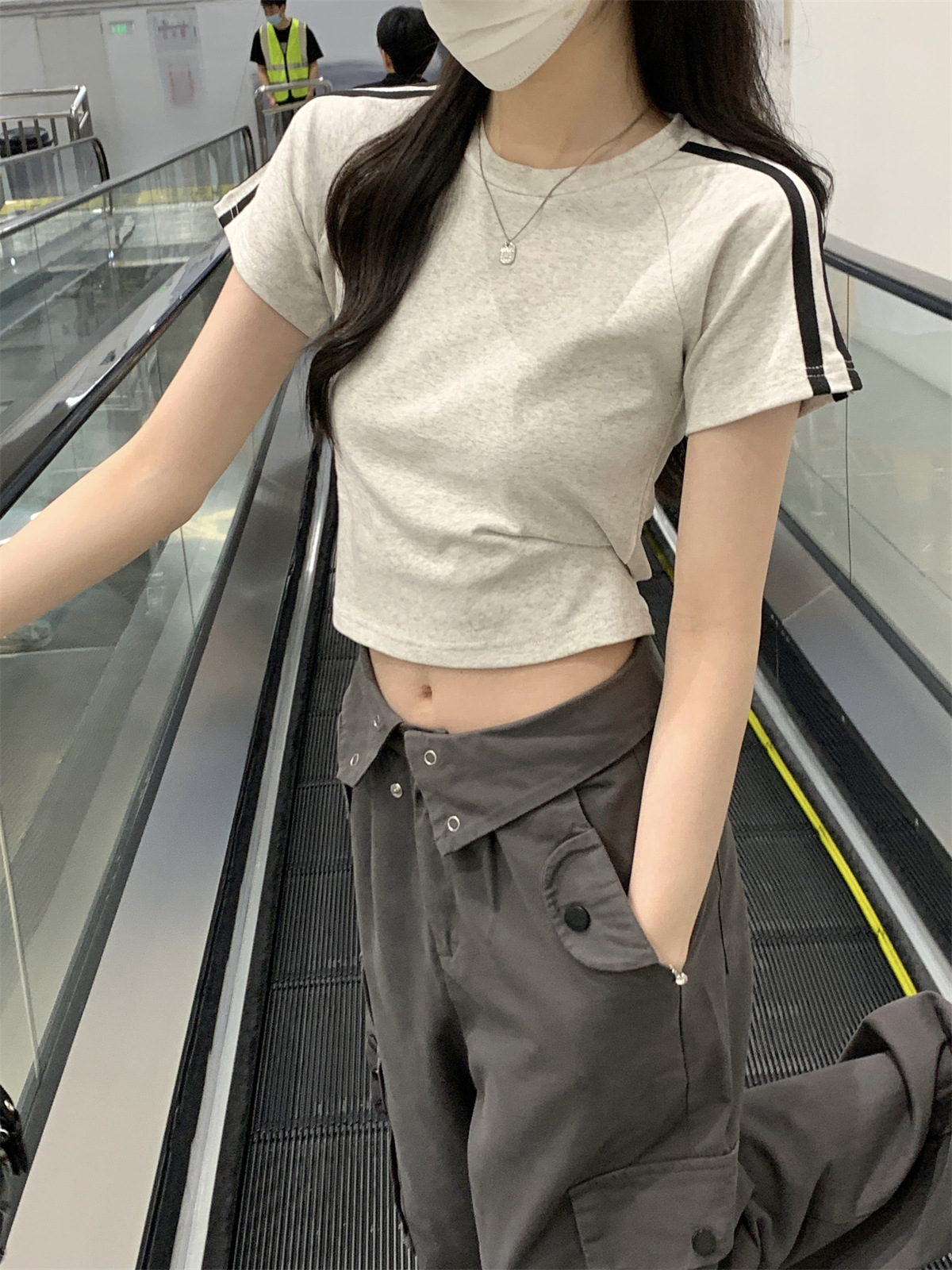 美式2024夏季新款韩版圆领修身插肩杠条显瘦百搭短袖T恤女装上衣详情19