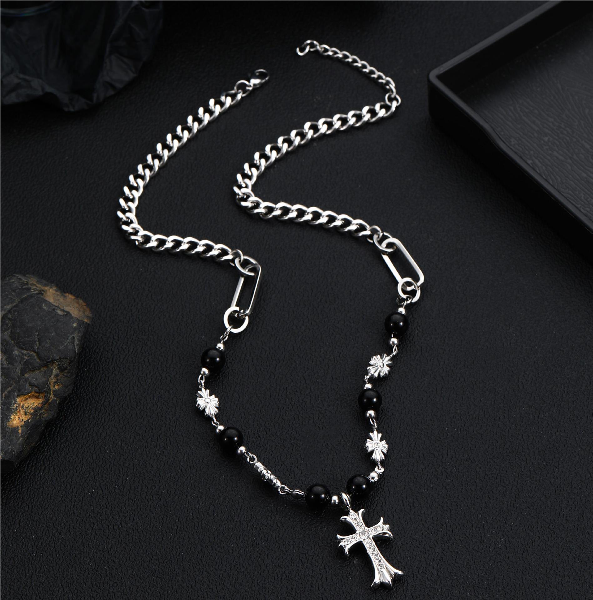 欧美复古黑色串珠钛钢十字架项链简约时尚中性高级感吊坠潮毛衣链详情8