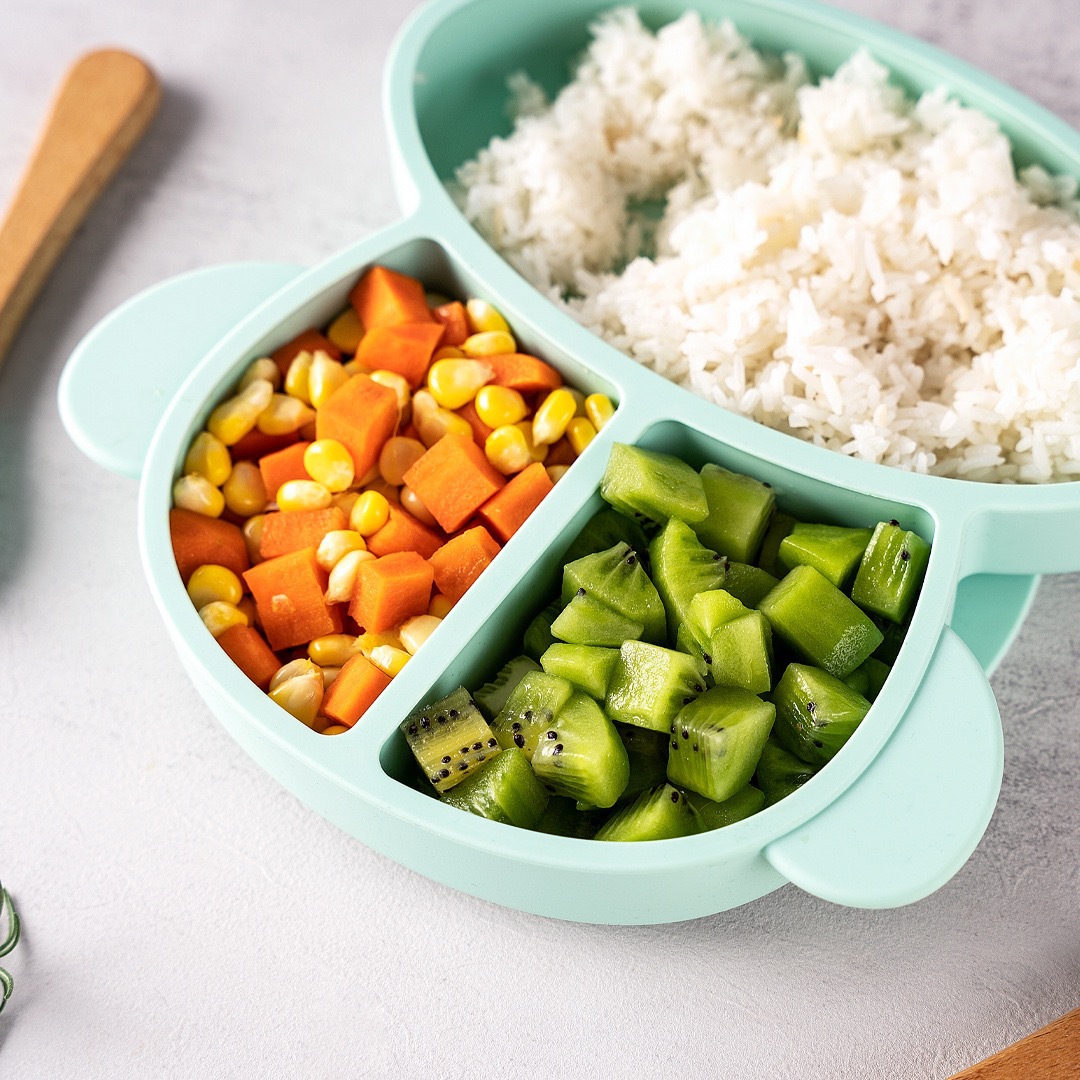 一体式分格盘婴儿硅胶吸管碗吃饭训练勺儿童餐具宝宝餐盘吸盘猴子详情4